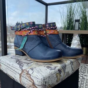 SOCOFY LEATHER HANDMADE WEAVING ANKLE BOOTS SZ 10.5 Fits Like 10